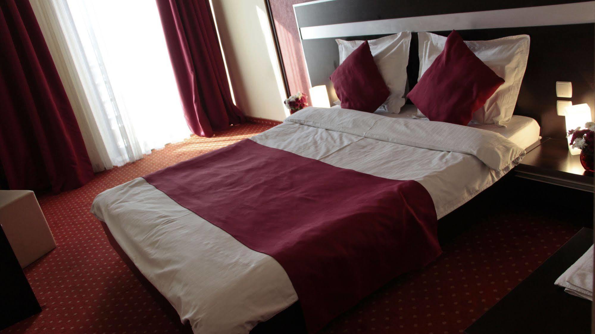 Hotel Angellis Timisoara Exterior photo